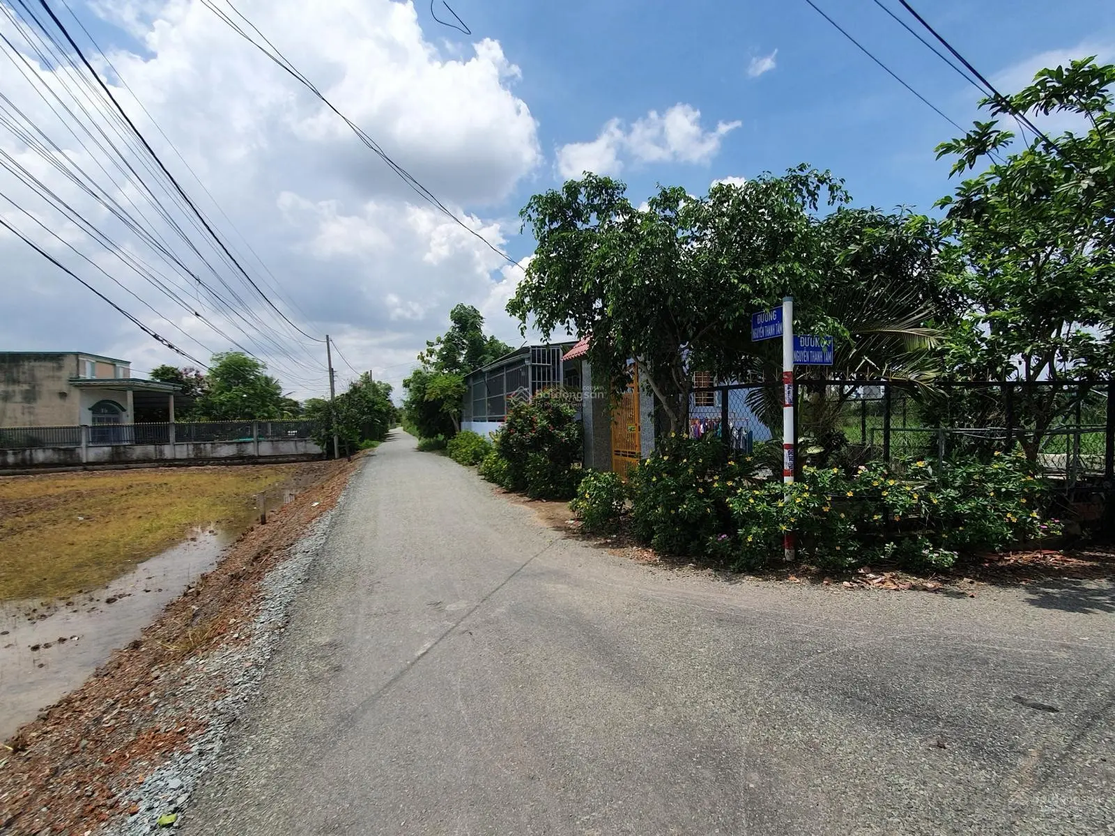 Bán gấp lô đất thổ 125m2 đường Nguyễn Thanh Tâm, thị trấn Cần Giuộc, giá rẻ 1,1 tỷ