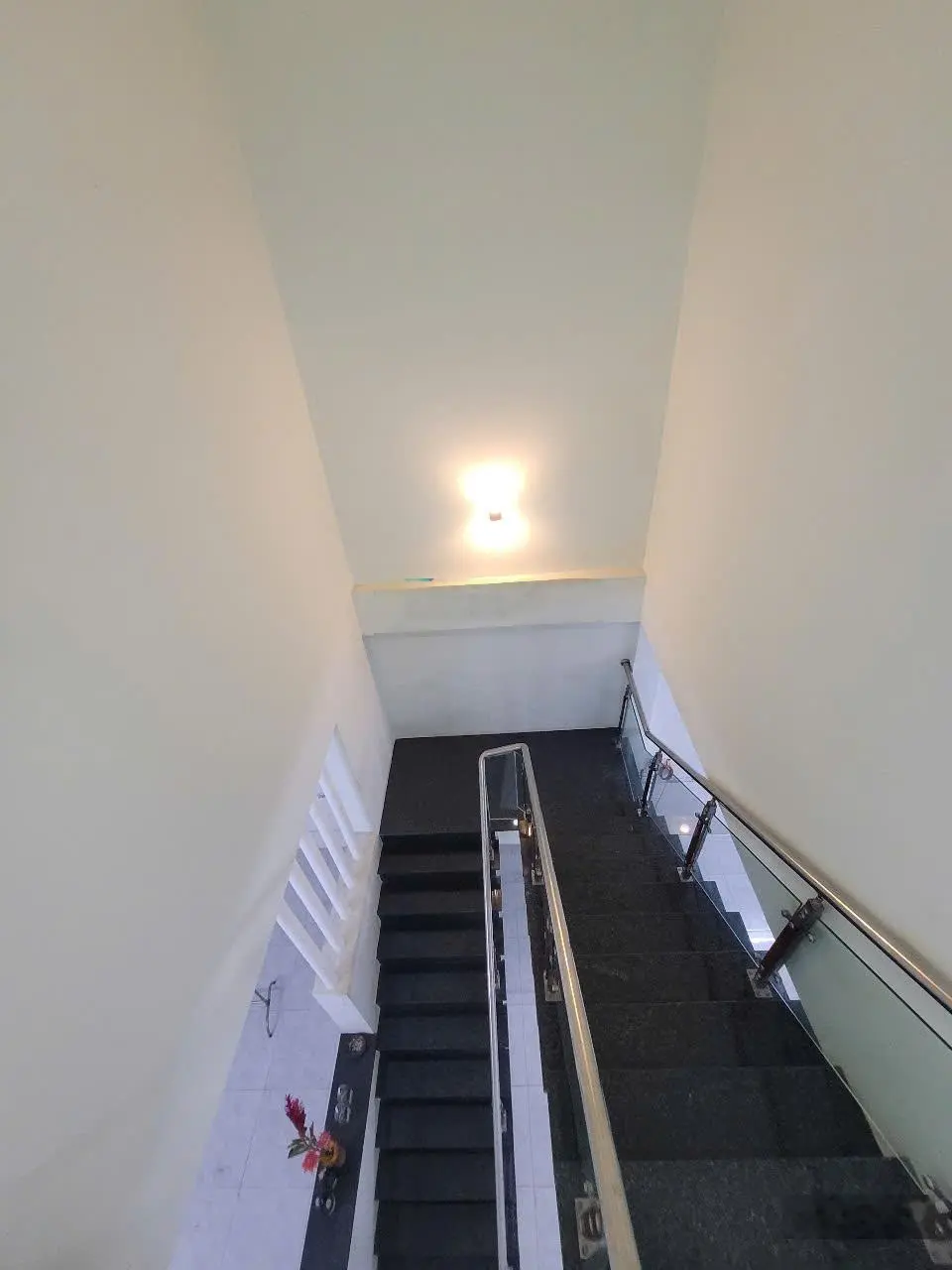 Bán nhà riêng 302 Bà Triệu, 9.8 tỷ, 125m2, 4PN, gần Vincom, chỉ 78tr/m2