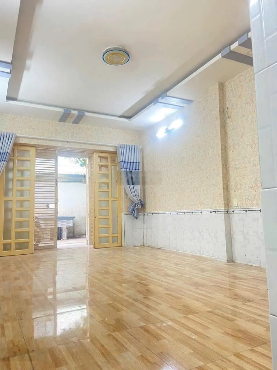 NHÀ GÒ XOÀI ĐÚC 1 lửng 1 lầu 3 phòng ngủ hẻm 4m