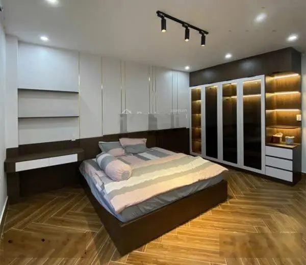 Nhà 4 tầng thiết kế hiện đại vị trí kinh doanh đẹp mặt đường Trại Lẻ