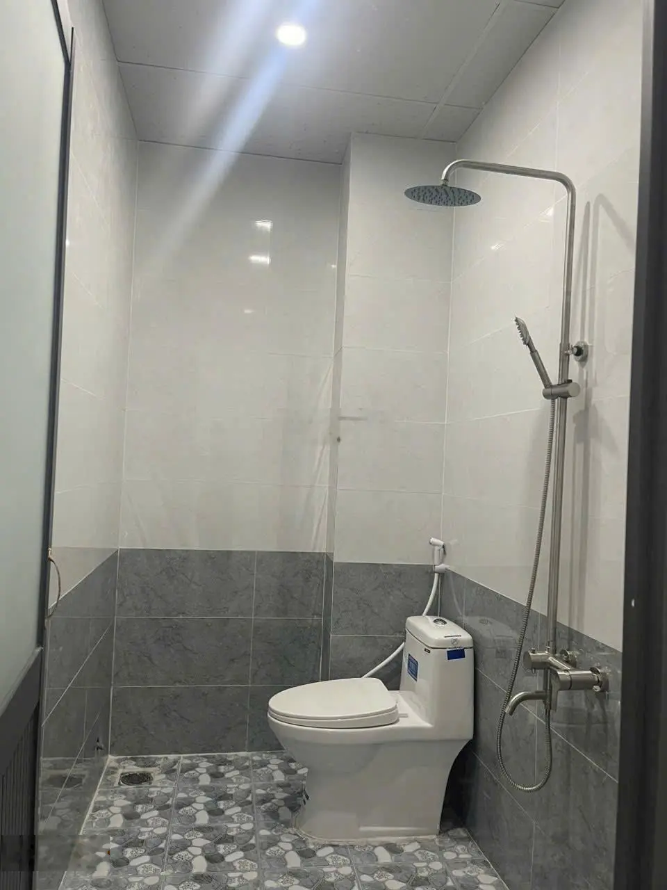 Bán căn nhà lầu hoàn thiện gần KDL Bửu Long