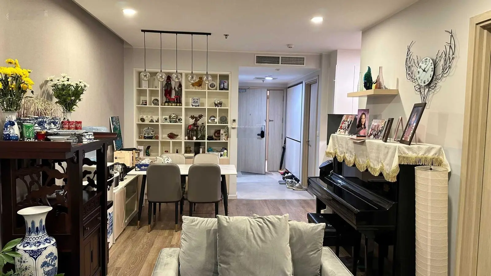 Chính chủ bán gấp căn hộ 2 phòng ngủ Vinaconex 7 Nguyễn Văn Giáp cạnh Vinhomes Gardenia