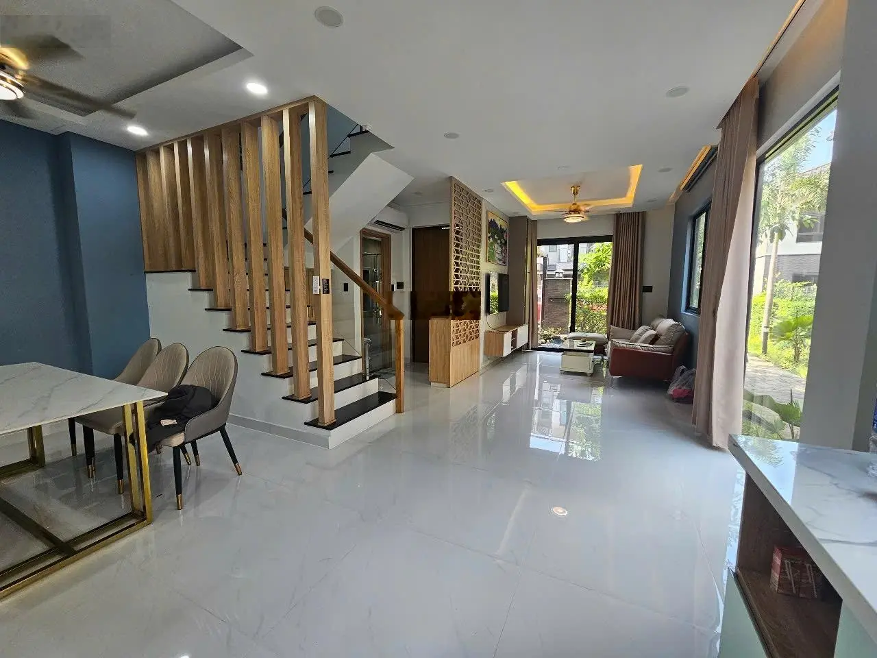 Bán nhà phố 2 lầu KĐT Waterpoint hoàn thiện full nội thất vào ở được ngay