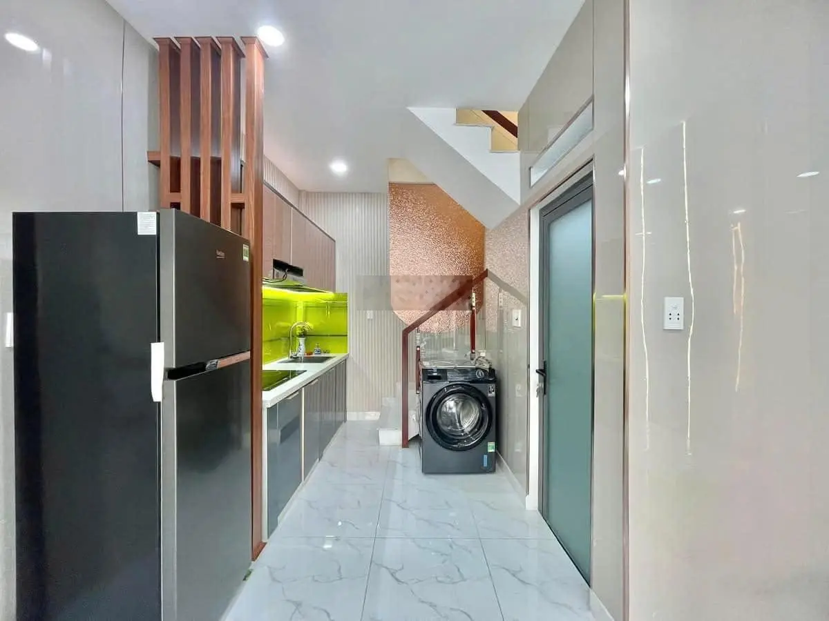 Bán gấp MTĐ kinh doanh Đ. Nguyễn Kiệm, Phường 3, Gò Vấp. 75m2. Đang cho thuê 20tr/th. SHR