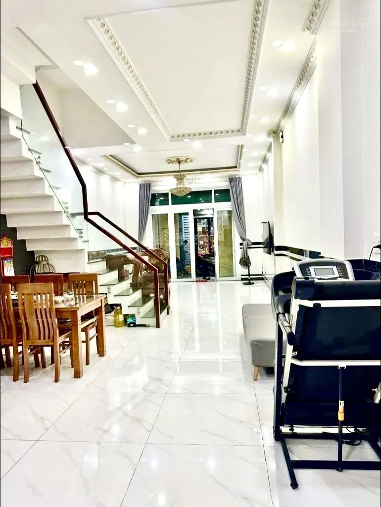 Bán Nhà riêng 4PN + 5WC, Quốc Lộ 13, Hiệp Bình Phước, Thủ Đức, giá thỏa thuận