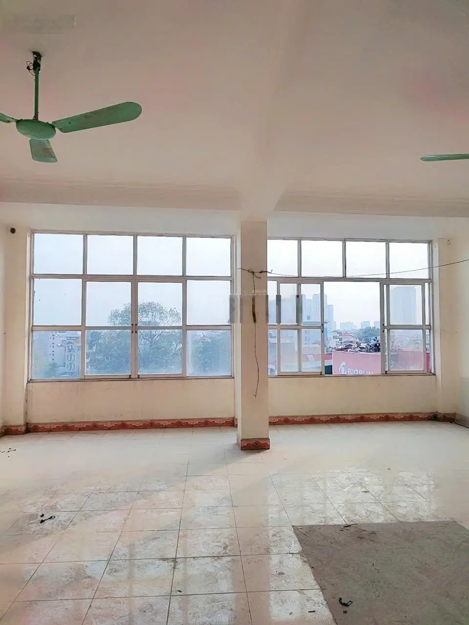 Siêu phẩm tòa nhà phố Phùng Hưng mặt tiền rộng, vị trí vàng, thông tần, kinh doanh hoặc cho thuê.