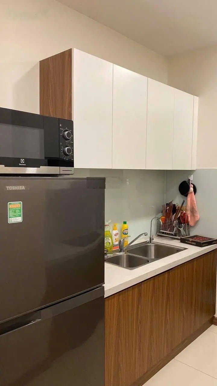 Chỉ nhỉnh 4 tỷ sở hữu ngay căn hộ 75m2, ban công hướng đông nam thoáng mát. Liên hệ: 0343 191 ***
