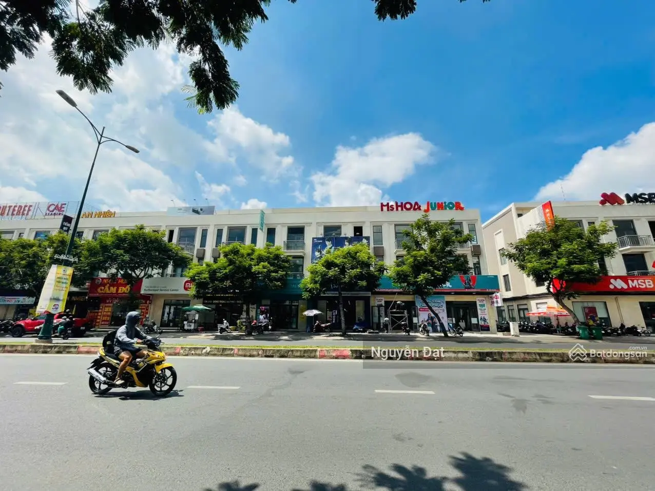 Nhà 4 tầng MT đường 447-Lê Văn Việt, KDC văn minh dân trí, thích hợp ở hoặc kinh doanh