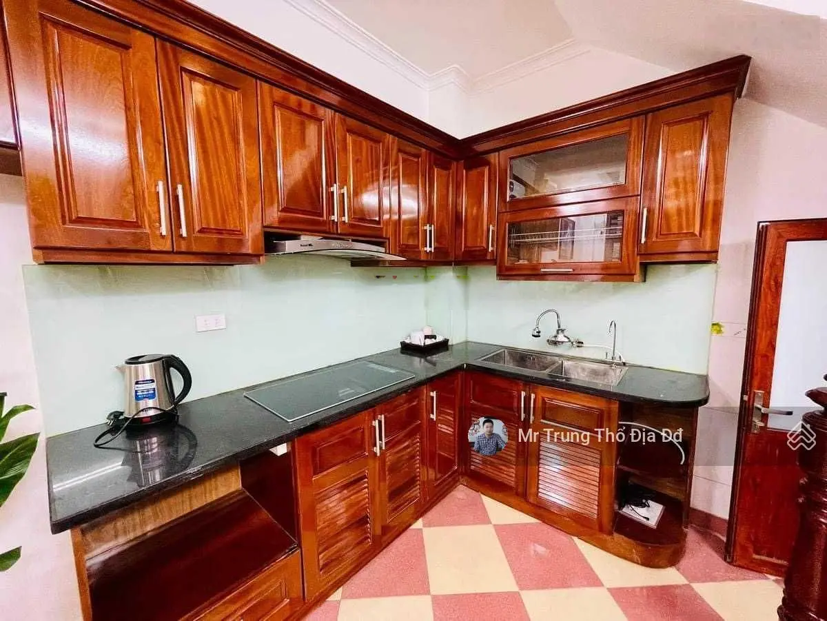 Nhà đẹp! Đường Đội Cấn Ba Đình nhà mới lô góc 50m ra ô tô gần phố full nội thất ở ngay, 43m2*5T