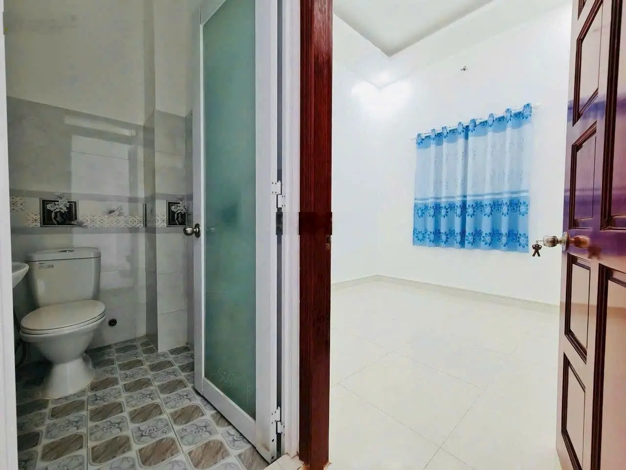 Bán nhà hẻm xe hơi 6m 2177 Huỳnh Tấn Phát, TT Nhà Bè. DT 5x10m 3 tầng. Giá 4.99 tỷ