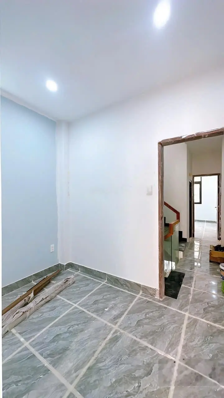 Xe hơi đỗ cửa- 4 Tầng- Khu đường số F4Q4 - 2 MT hẻm trước sau- Giá 7t850