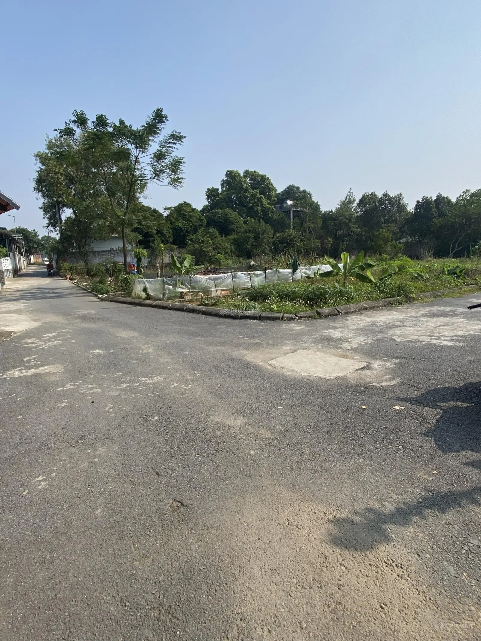 Bán gấp Đất tại Xã Bình Yên, 2,45 tỷ. Lô góc 74,2m2, mặt tiền 6m. Gần công nghệ cao Hoà Lạc