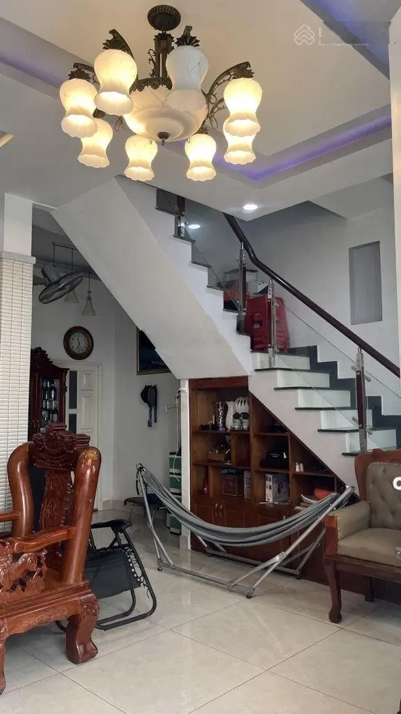 Nhà bán dt 115m2, kdc đhbk giá 8,3tỷ, phú hữu quận 9