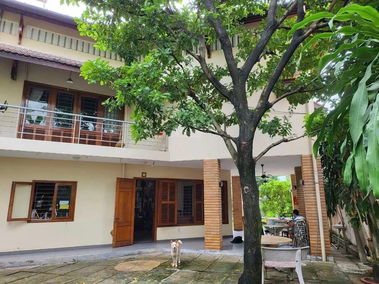 85 tỷ - biệt thự 950m2 - chỉ 89 triệu/m2 - sở hữu biệt thự sân vườn ngay đường Trần Não