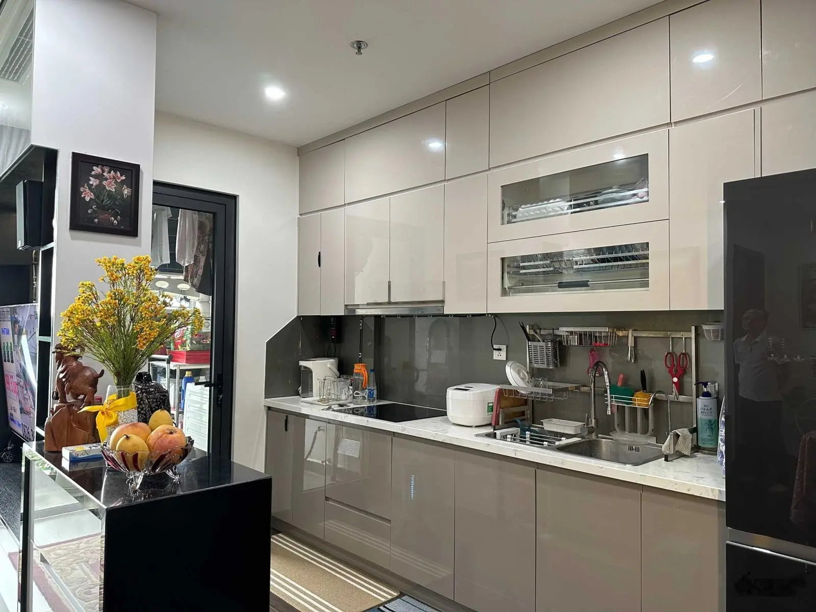 Bán gấp 5 căn 2PN Vinhomes Symphony, sổ đỏ, view đẹp, giá tốt - cơ hội đầu tư sinh lời cao