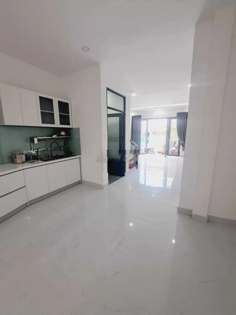 XE HƠI ĐẬU CỬA, 36M2, 4 TẦNG, HẺM THÔNG TỨ TUNG, KO QH, KO LỘ GIỚI