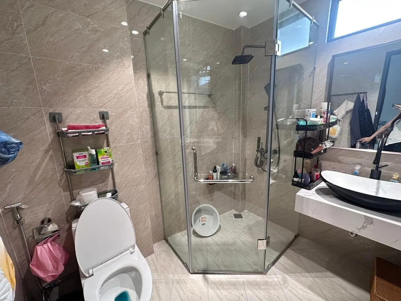 Bán gấp nhà VĂN CAO - BA ĐÌNH - HÀ NỘI, DT: 30m2 x 5 Tầng - MT: 3m/ Giá : 5,7 Tỷ