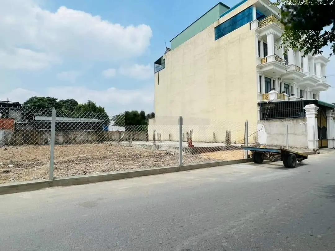 Cần bán nhanh lô đất đường Nguyễn Thị Định, Phường Phú Khương, Bến Tre với giá 479 triệu/ 154.6m2