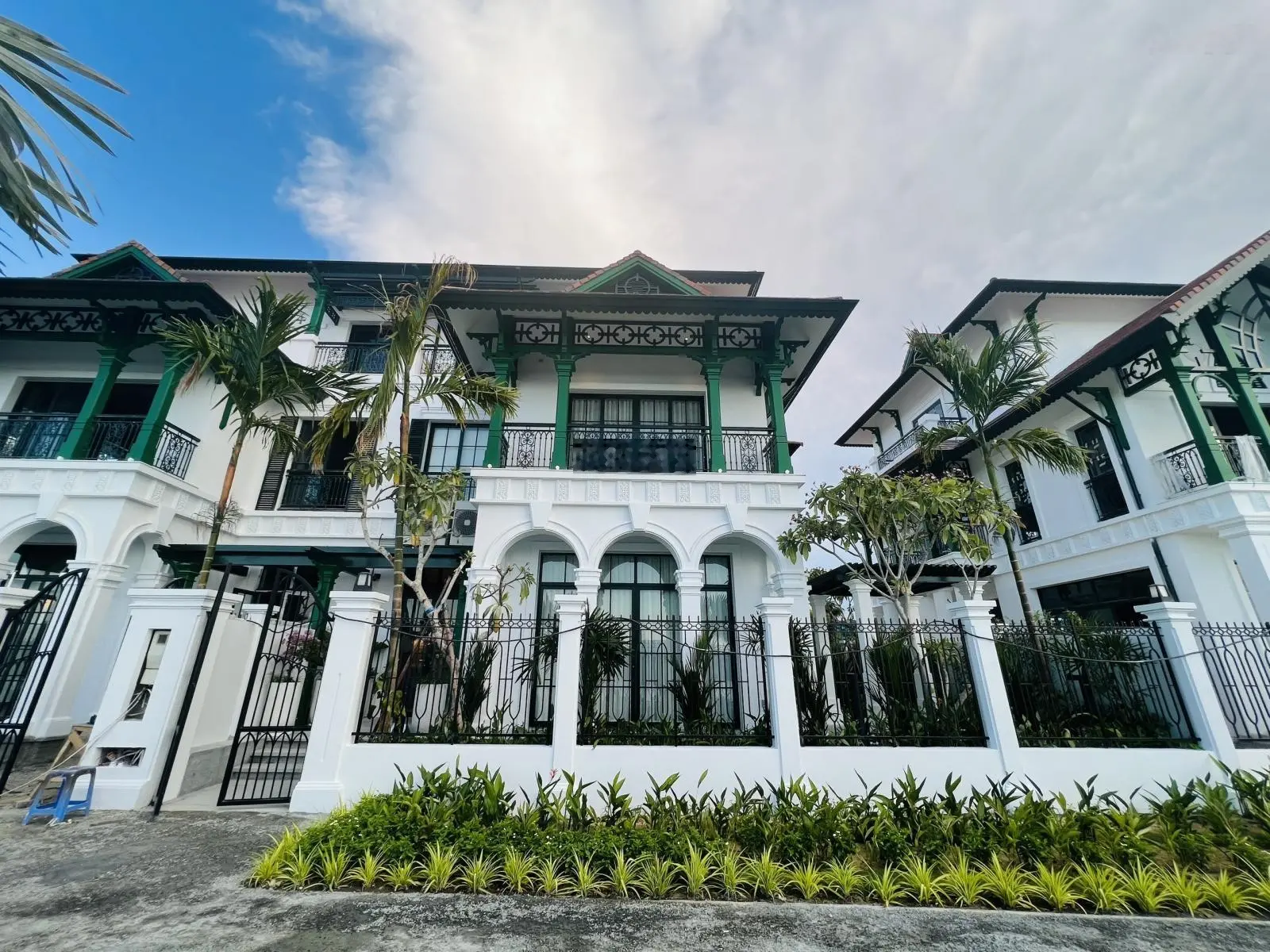 Bán nhà phố liền kề đẹp tại sun urban city hà nam 5,1 tỷ sẵn nhà , sẵn sổ lâu dài ck cao 0829 824 ***