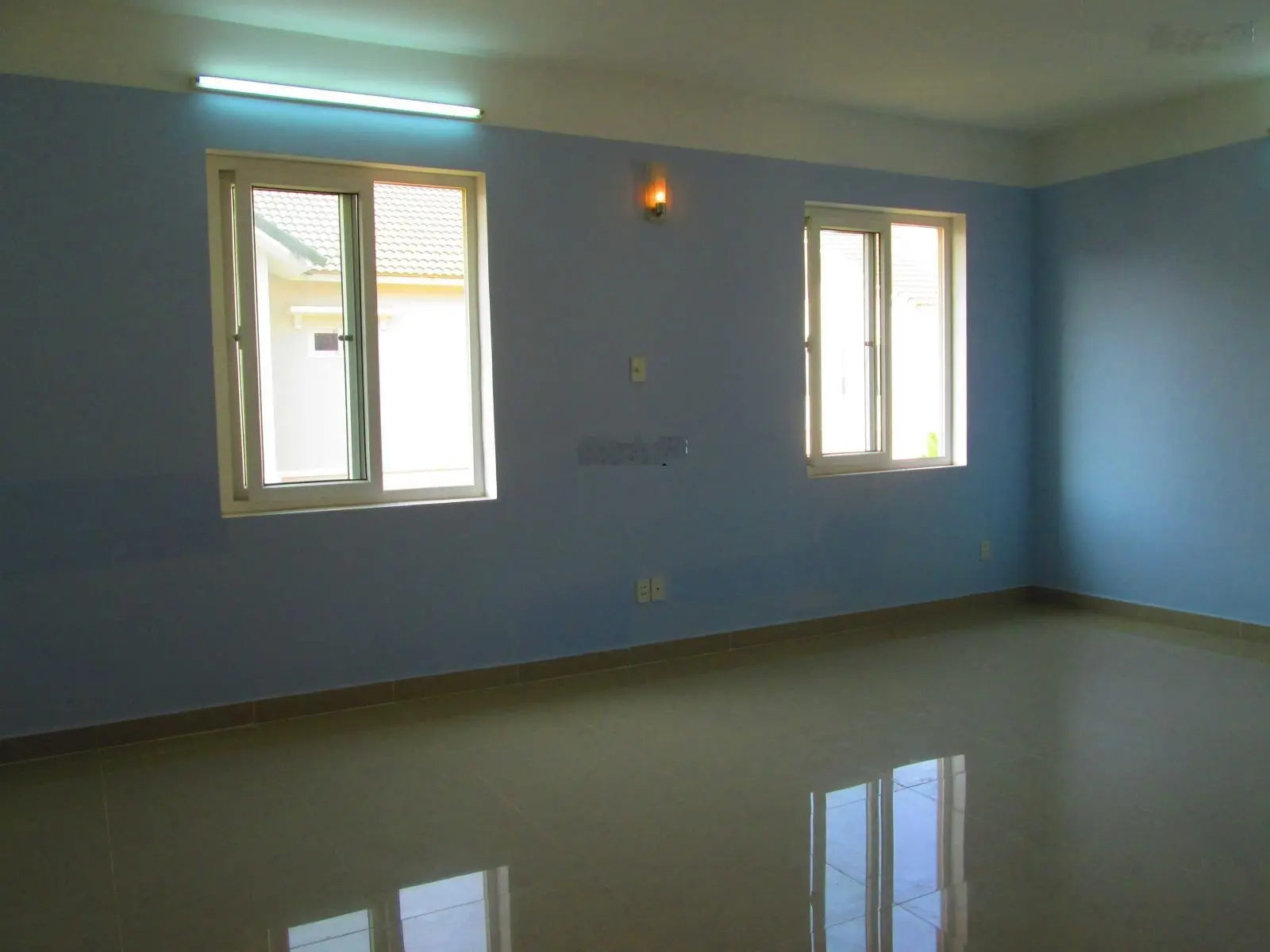Bán một biệt thự view mặt hồ nước tại khu biệt thự Western Land, Thành phố Bến Cát, Tỉnh Bình Dương