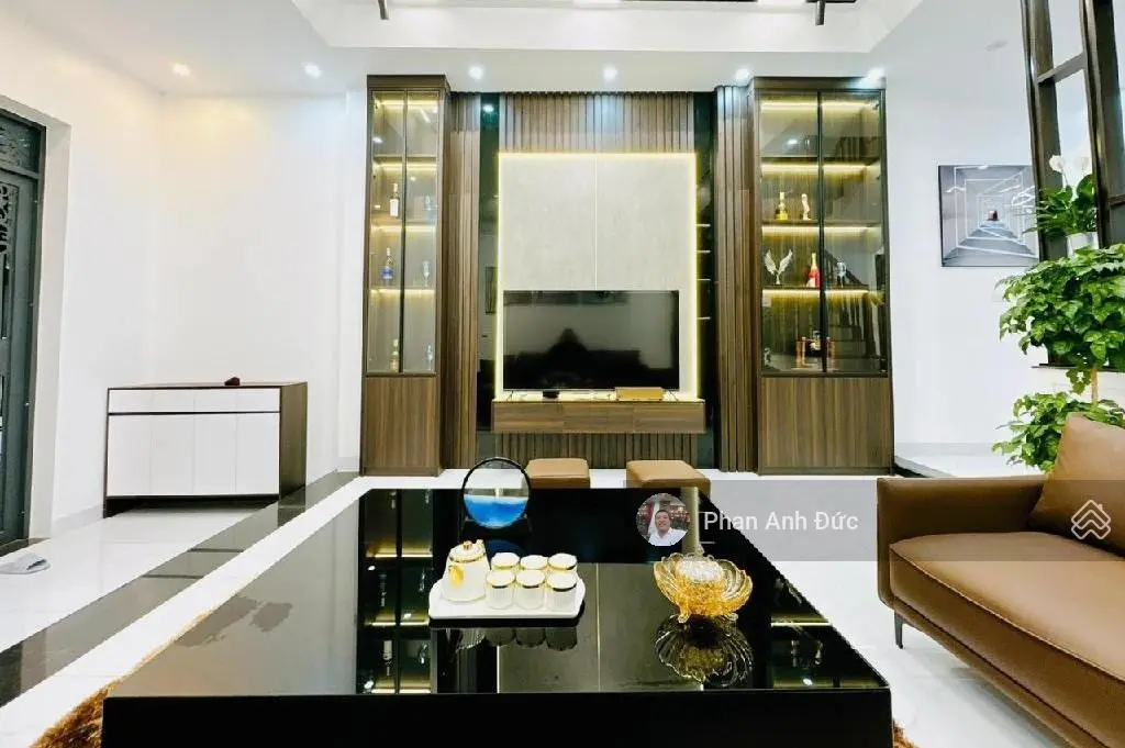 Nhà Phố Trần Quốc Vượng - Cầu Giấy, gần ôtô, TT Cầu Giấy, dân xây, DT 35m2, MT 6m giá 6 tỷ