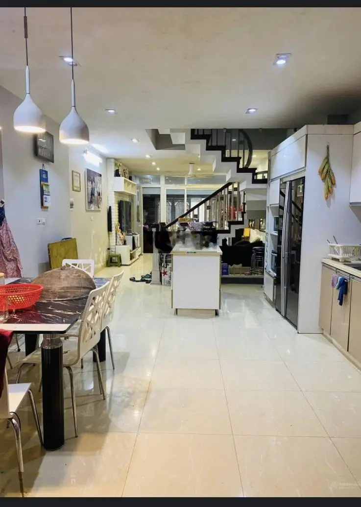 Nguyễn Chánh! Lô góc ô tô tránh đỗ vỉa hè, gara, ô chờ thang máy, văn phòng, kinh doanh. 75m2*5T