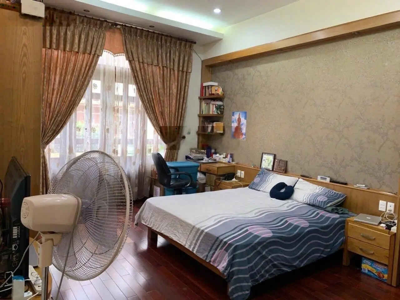 Bán nhà đường 10m một trục Đinh Bộ Lĩnh - 4 tầng (4.5x17m) nở hậu - khu dân cư đồng bộ đáng sống