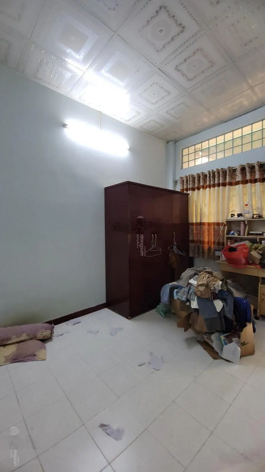 Mặt tiền khu Phan Xích Long, 52m2, sổ vuông A4, cách vài bước ra phố ẩm thực