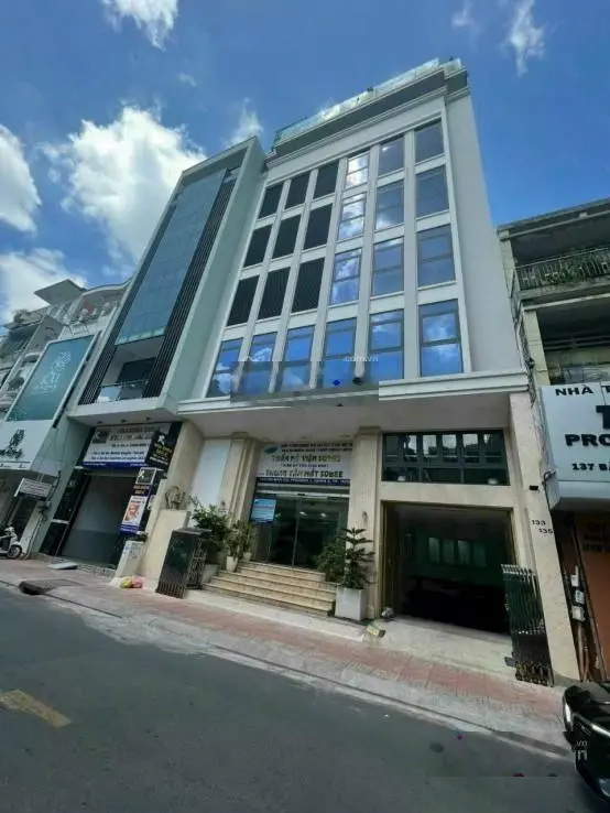 Hot! Bán building đường Cộng Hòa, Tân Bình. DT 9x25m, KC hầm 7 tầng + ST. HDT 180 triệu. Giá 34 tỷ