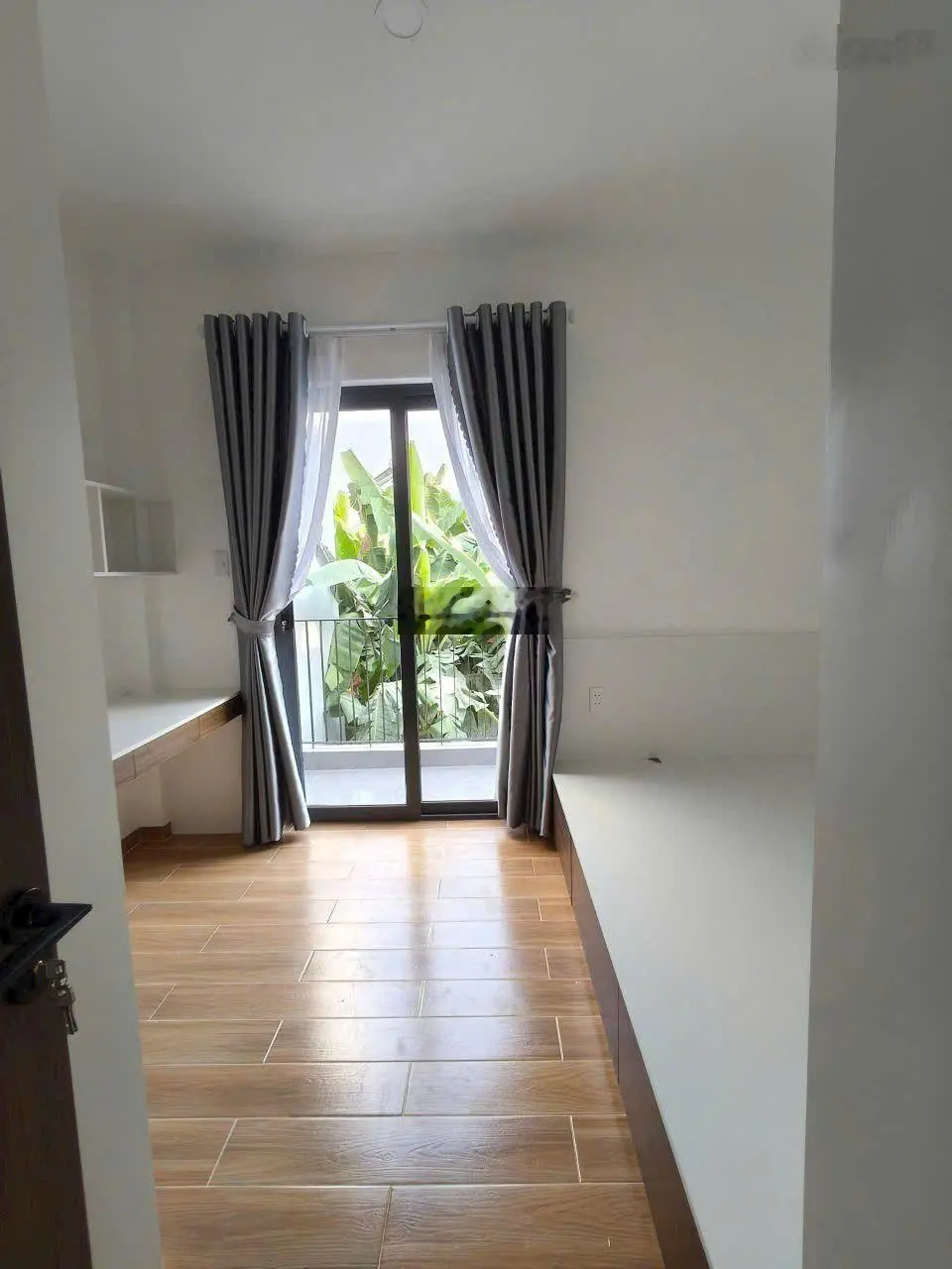 Nhà thiết kế cực đẹp 1T 1L 1 tum - đường 6m ô tô vỉa hè thông 2 đầu - gần Lê Văn Việt - Quận 9
