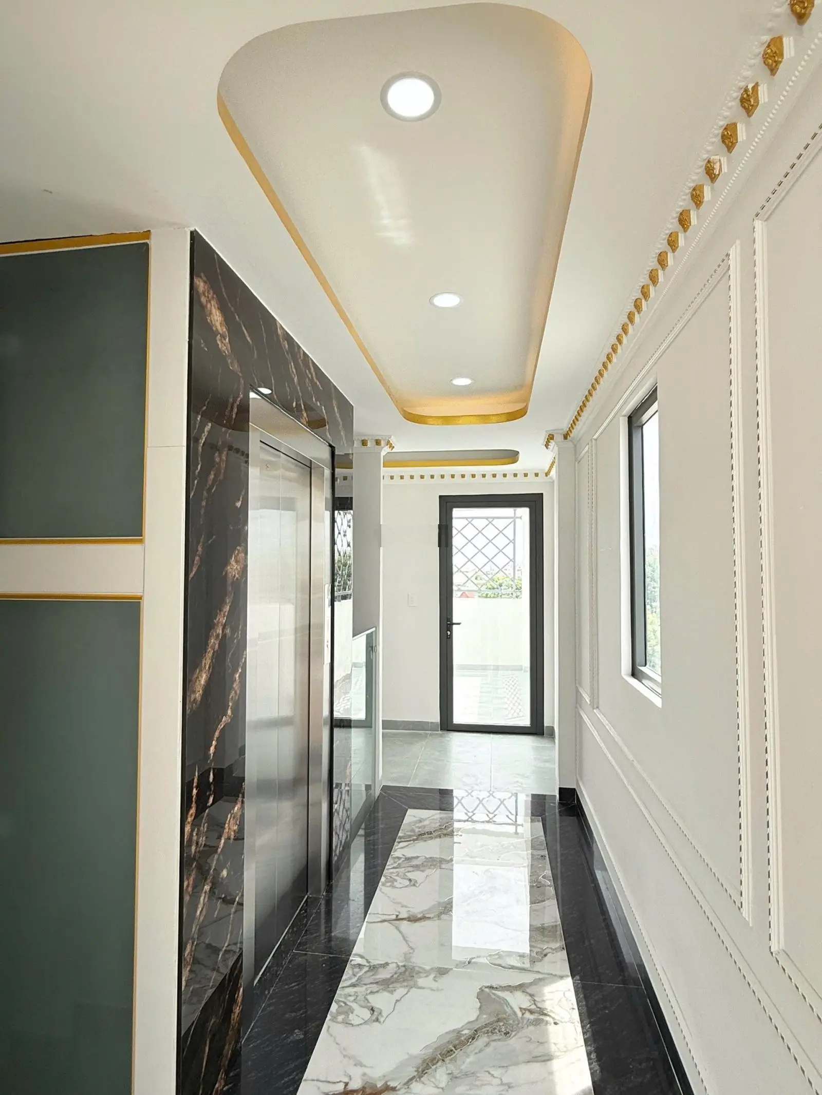 Mặt tiền đường Song Hành P10 Q6