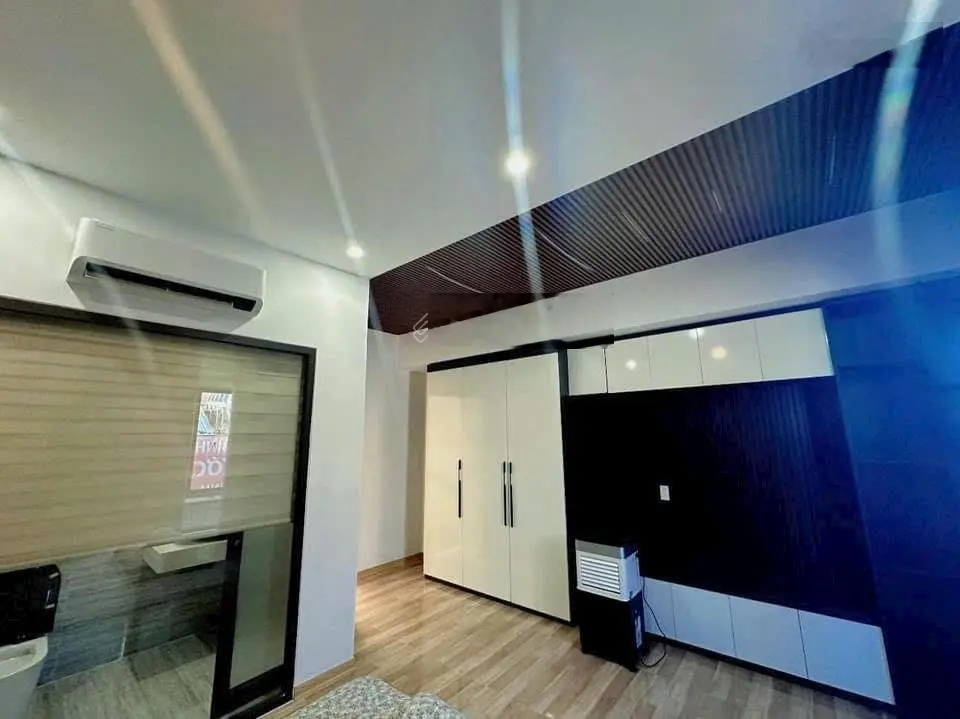 Cc bán nhà đẹp Hồ Phi Tích 3 tầng. Đảo 2. Hòa xuân. Diện tích 100 m2. Giá 6 tỷ tl