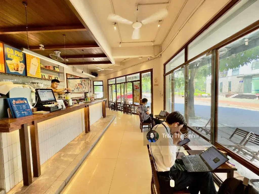 Bán nhà 90m2 - 6 tầng mặt phố, lô góc MT mênh mông, đang kinh doanh cà phê, thang máy, view thoáng