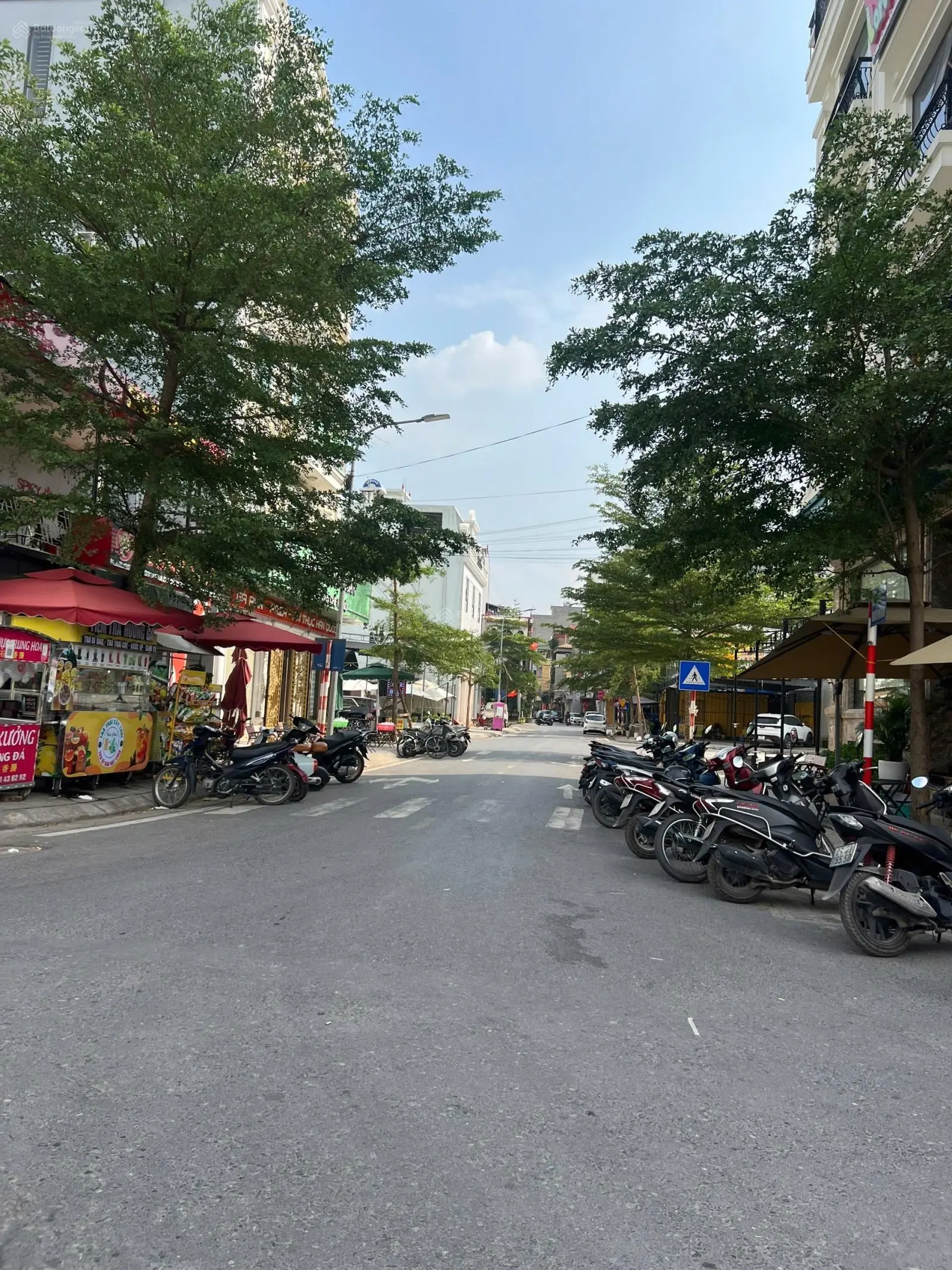 Chính chủ cần bán nhanh nhà ở tiểu khu Nguyễn Du, 82m2 x 5 tầng mới thang máy, 2 mặt đường. 11,5 tỷ