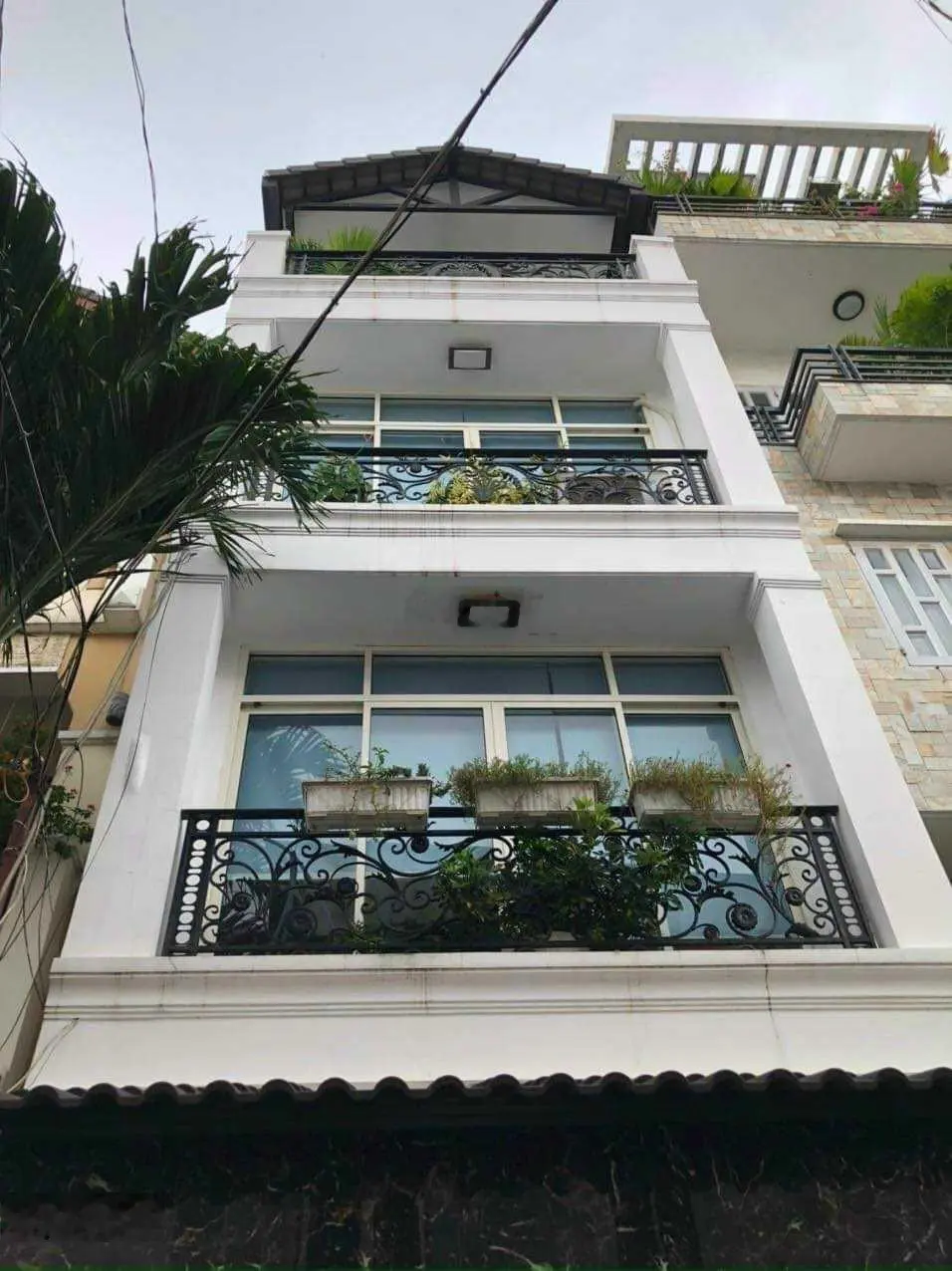 Bán gấp, kẹt NH bán gấp nhà đang ở, hẻm 251 Lê Quang Định, P7 BT, 4.4x12.5m, 4 tầng, giá 7.8 tỷ TL