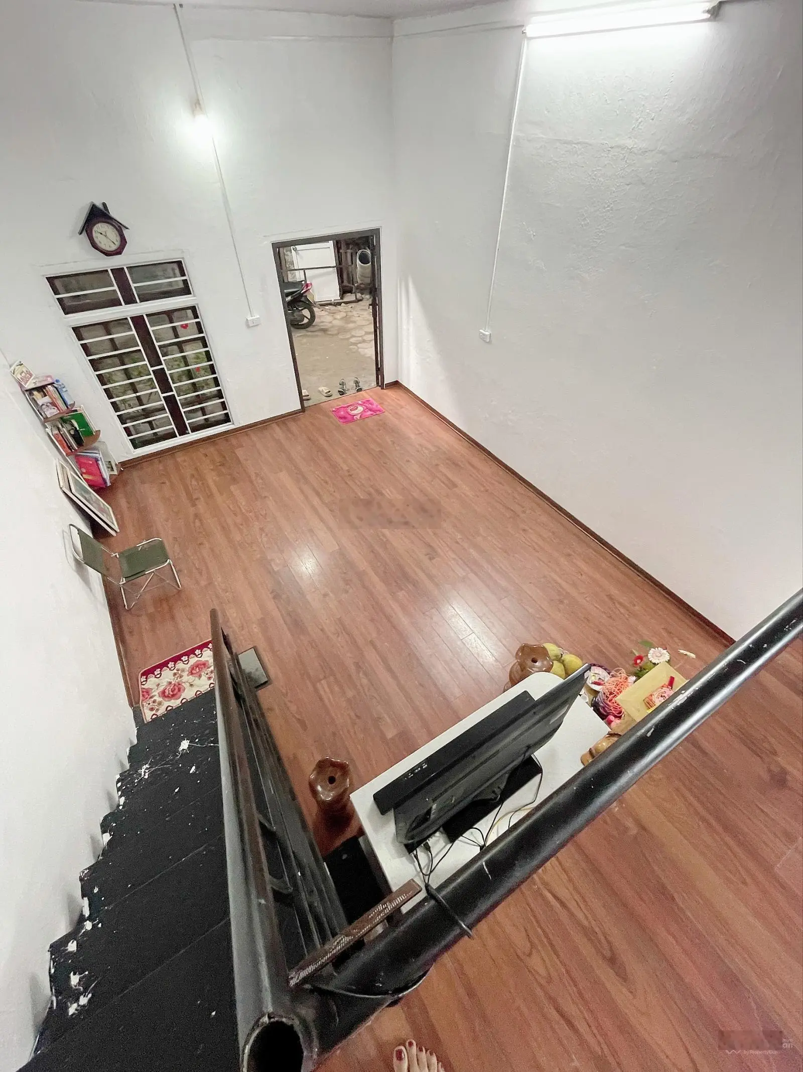 900tr , Nguyễn Văn Giáp , 70m2 , 3 ngủ , trước nhà 3m , cực hiếm . ĐT : 0985 387 ***