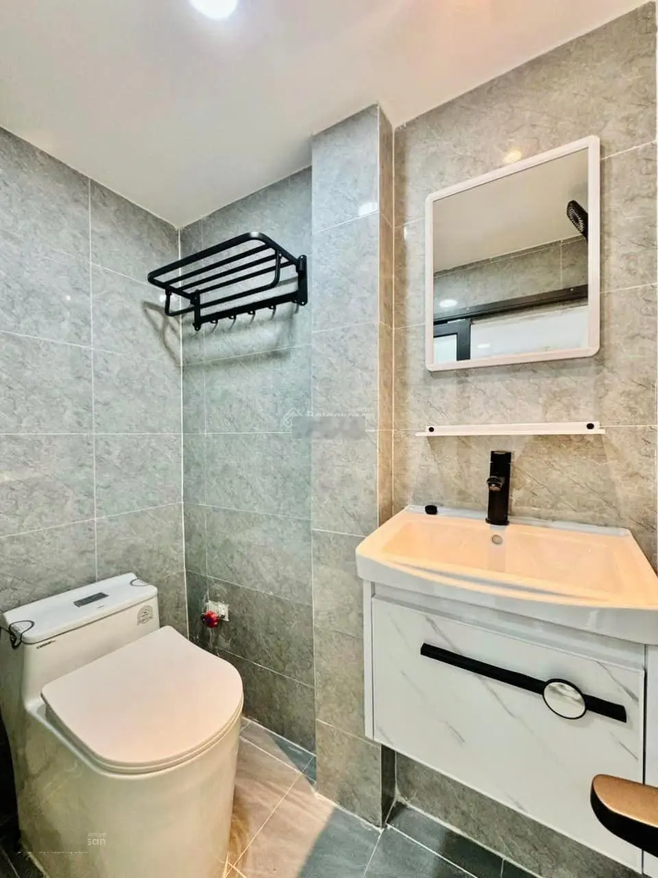 Kẹt tiền cần bán nhà đường Nguyễn Thị Khắp, Tân Đông Hiệp, Dĩ An, sổ riêng, 80m2, giá bán 870 triệu