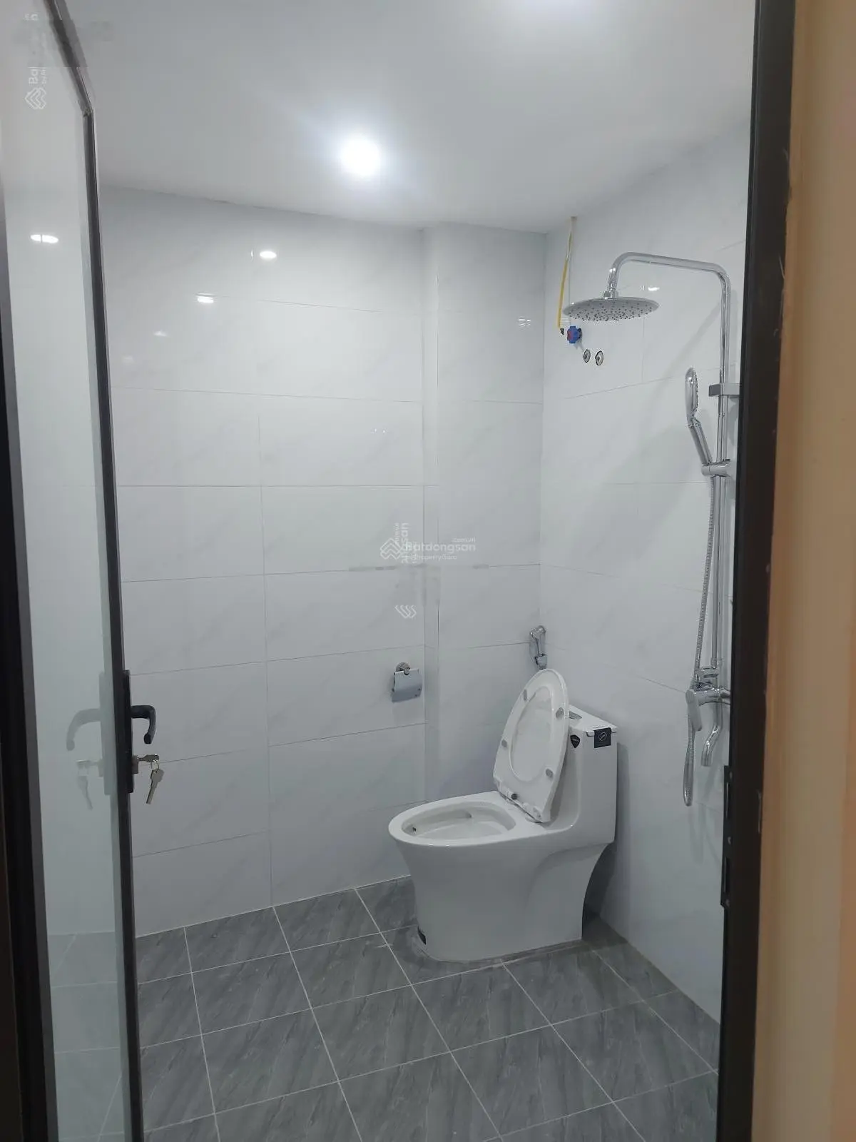 Chính chủ bán nhà Vĩnh Quỳnh 35m2 x 5T nhà mới độc lập lập 0982 360 ***