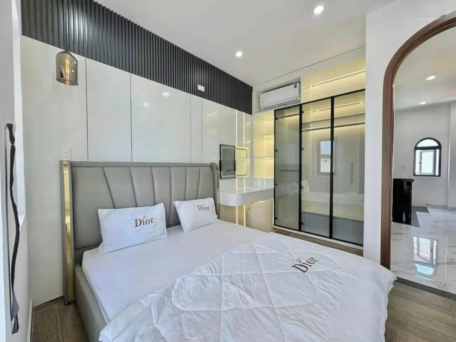 Bán nhà giá mềm - Diện tích lớn 84m2 ngay Phan Văn Trị, P.7, Gò Vấp. Cho thuê 34tr. SHR