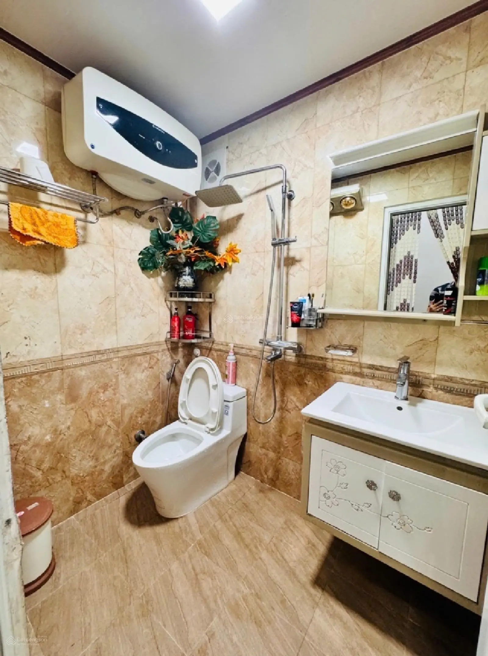 Chung cư ct2a kđt mỹ đình - 160m - 3pn - các phòng thoáng sáng - tặng nt gỗ hương - giá 6,6 tỷ