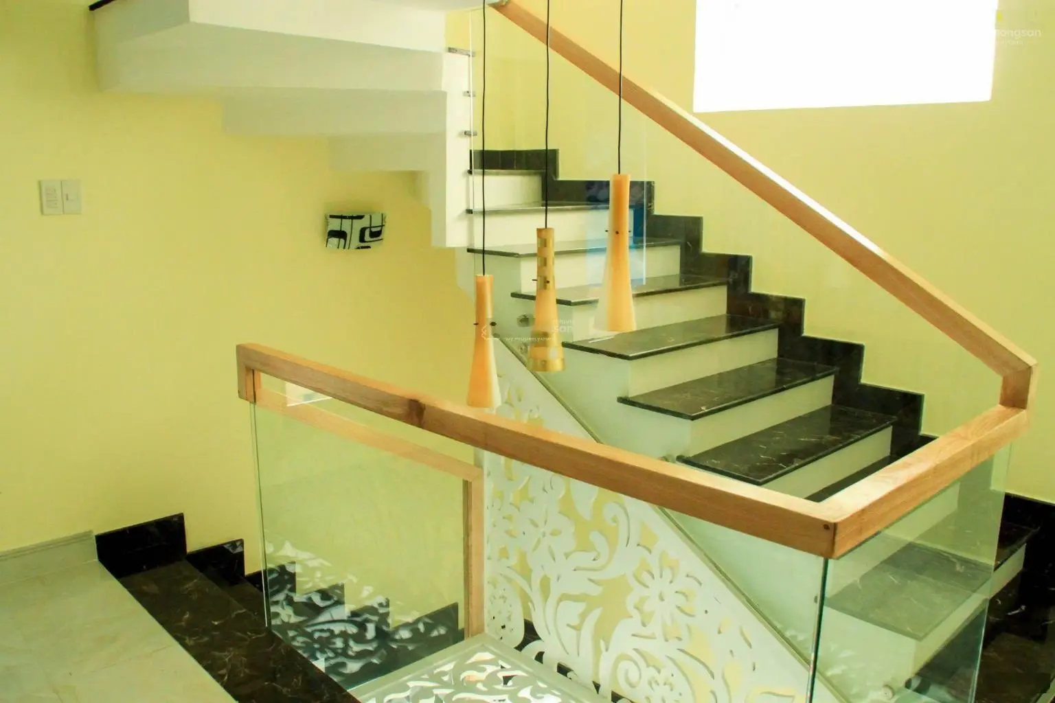 Trung tâm q10 ngay ba tháng hai thông số vàng 7 x 18, 6 tầng - chỉ 29 tỷ