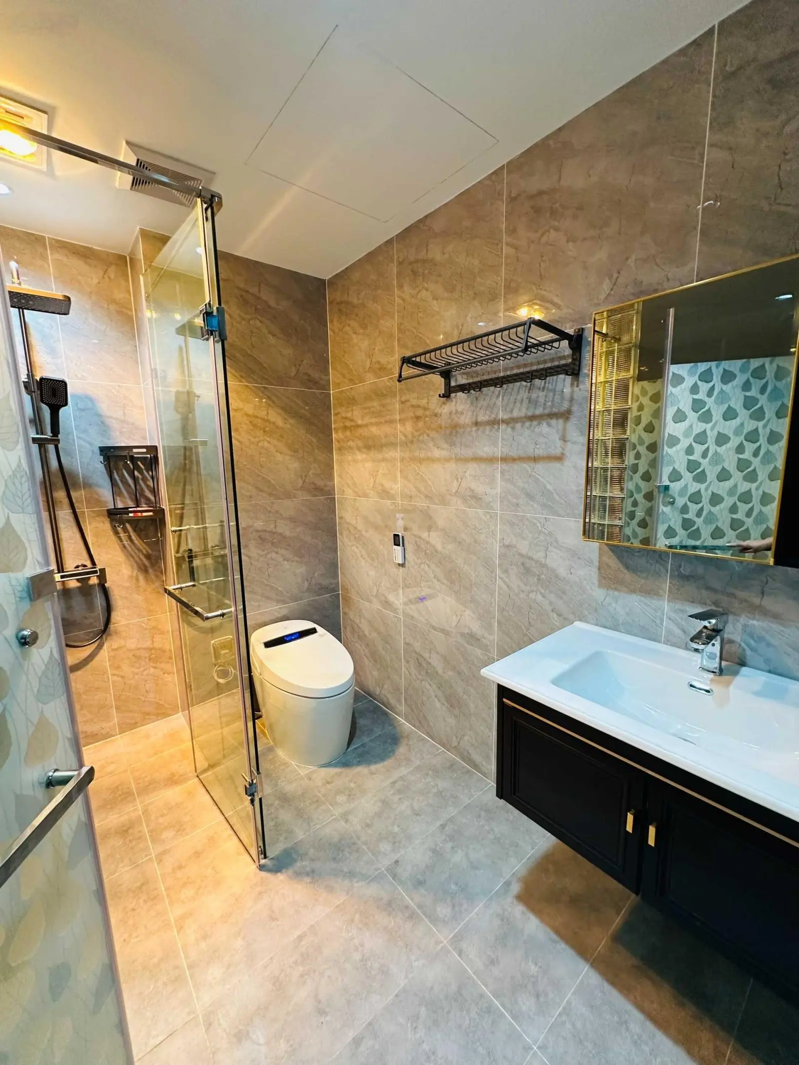 Bán Nhà Đẹp Ngõ Phố Thái Hà Quận Đống Đa Hà Nội DT 35m 5 Tầng MT 3,5mGiá 9,3 Tỷ Nhà vị trí đẹp