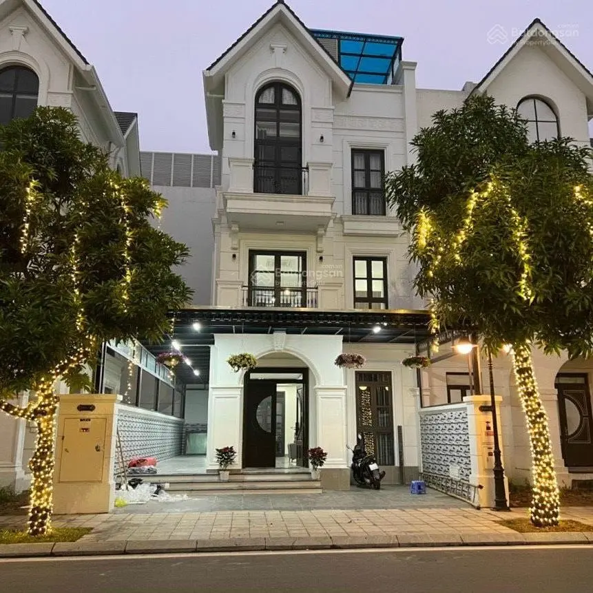 Bán gấp 5 căn biệt thự - Giá tốt tại Vinhomes Gia Lâm. Giá chỉ từ 15,5 tỷ/ căn