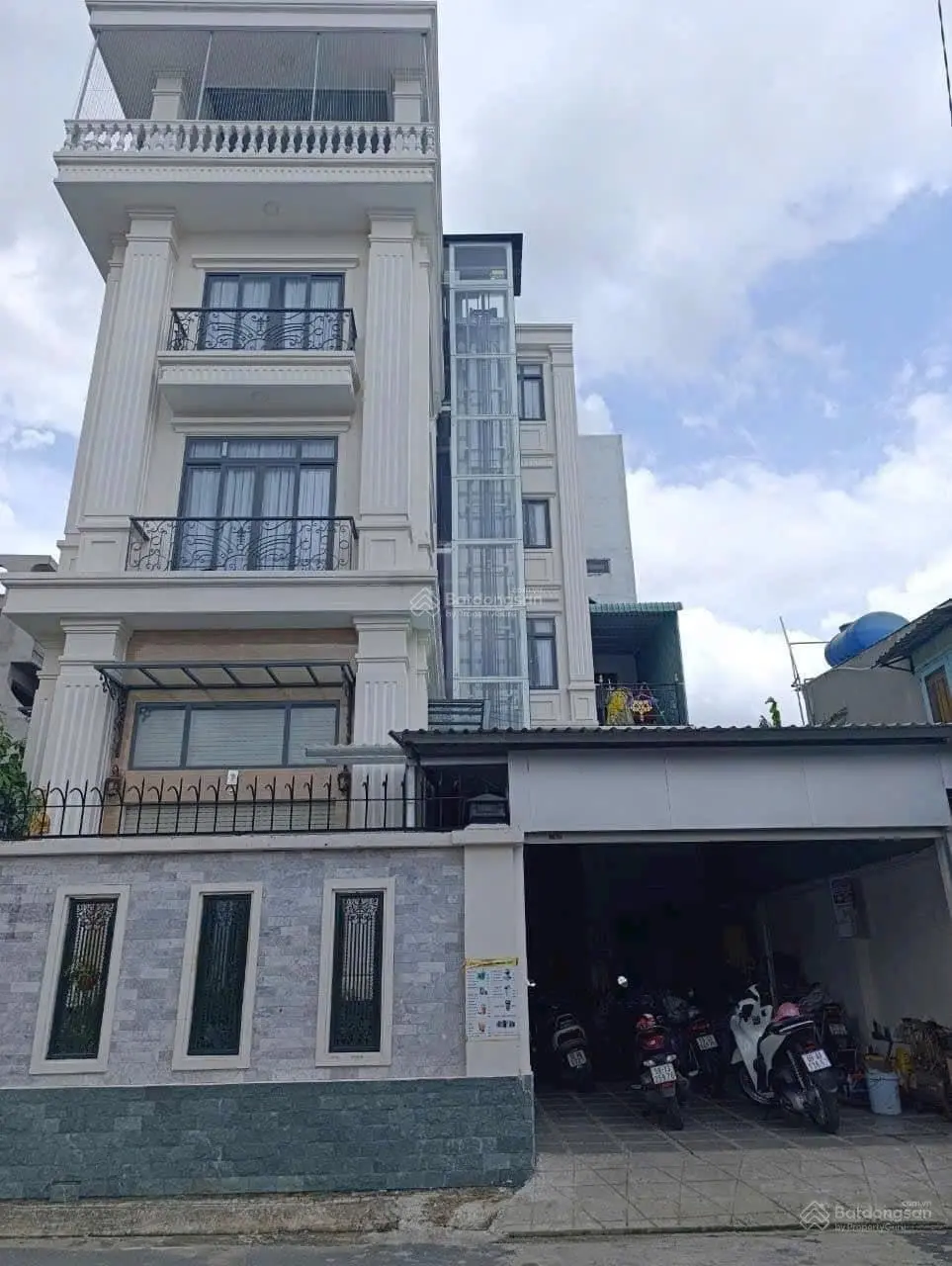 Chủ nhà chuyển chỗ ở cần bán căn biệt thự góc 2 MT Vườn Lài P. An Phú Đông, giáp Gò Vấp