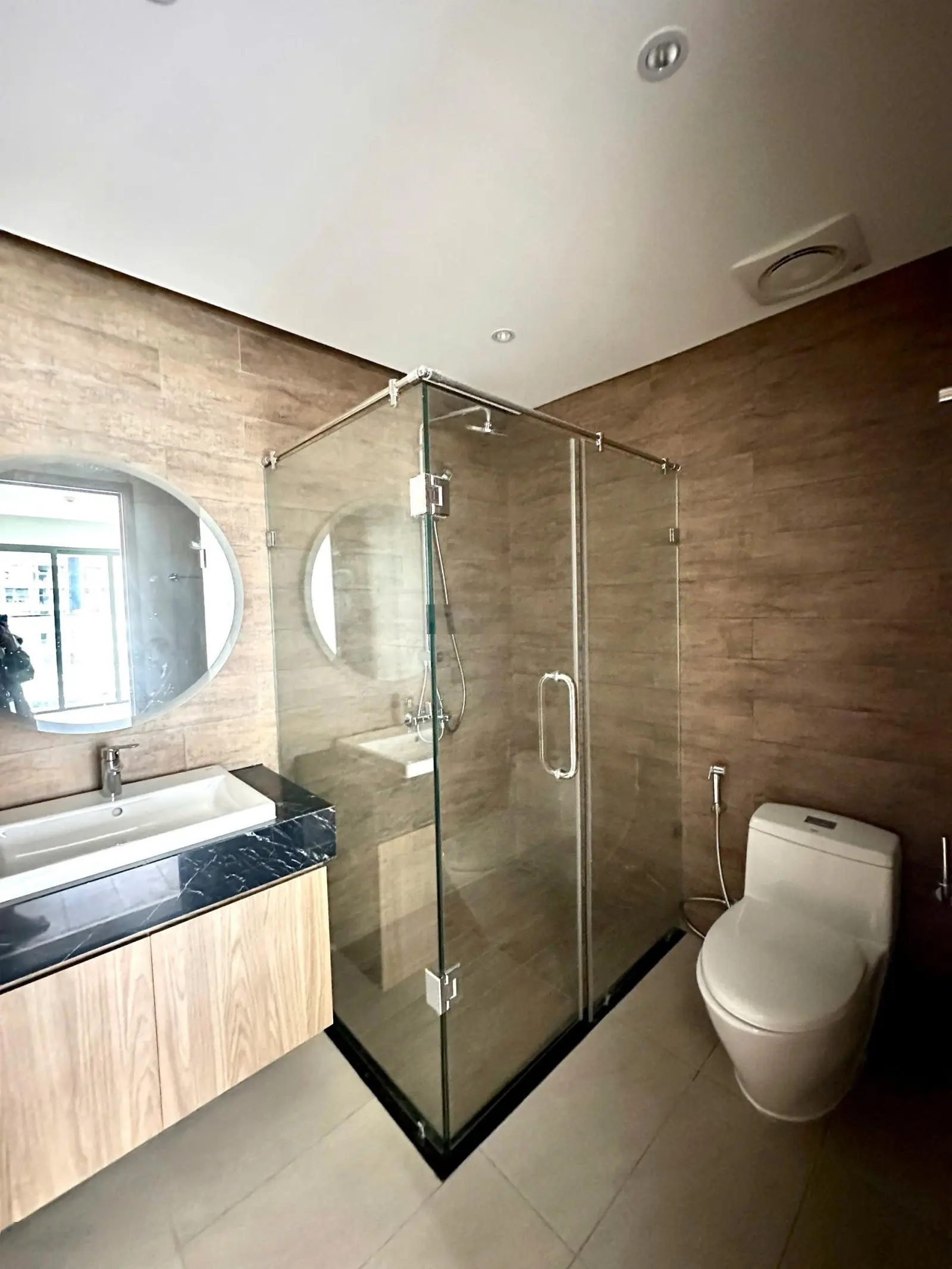 Hiếm! Còn 1 căn trệt trên không Alnata Plus - 80m2 - Bao gồm ô đậu xe - giá bán 5.550 tỷ (102%)