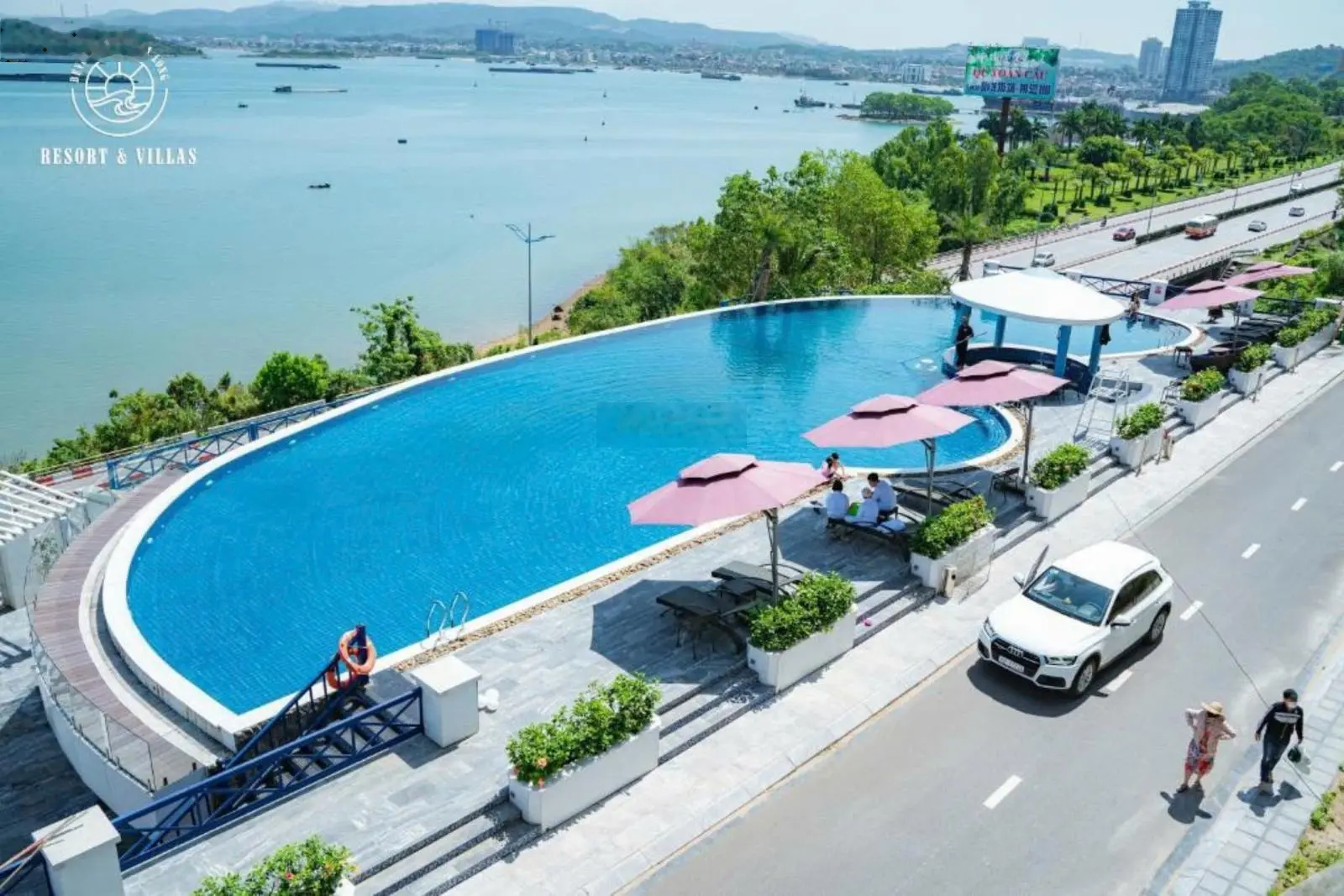 Em Xuân bán căn biệt thự đồi view thẳng biển giá vip ngoại giao, bàn giao full nội thất liền tường