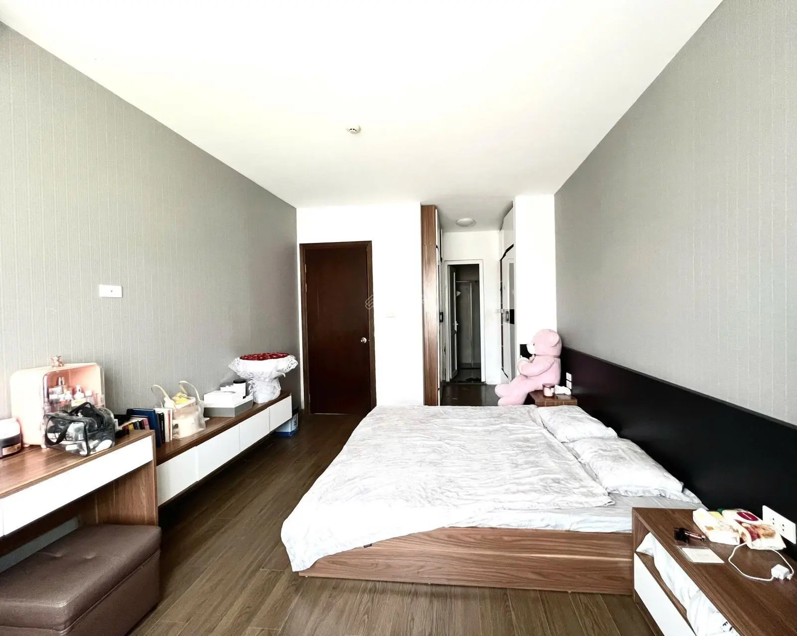 Bán căn hộ 3pn2wc 131m2 hoa hậu tại FLC 36 Phạm Hùng view Hồ giá chỉ 7 tỷ