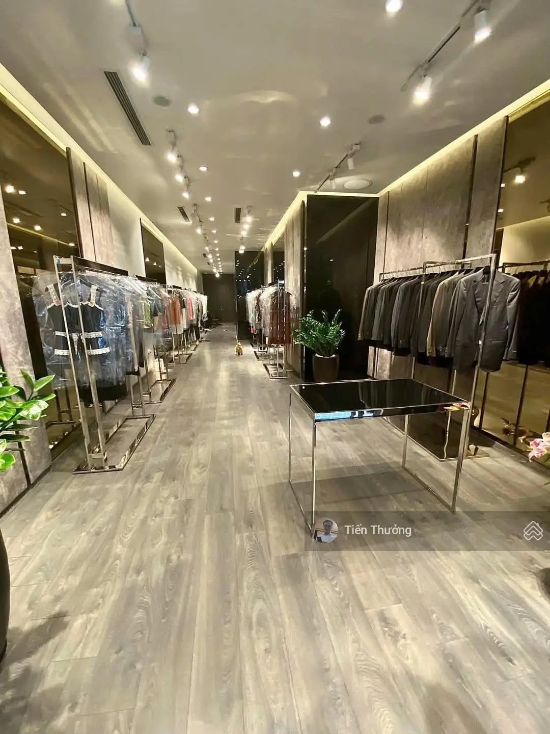 Nhà Mặt Phố Trần Quang Diệu - Hoàng Cầu, 60m2 x 7 Tầng, Thang Máy, Nội Thất Cao Cấp, Vị Trí Đắc Địa
