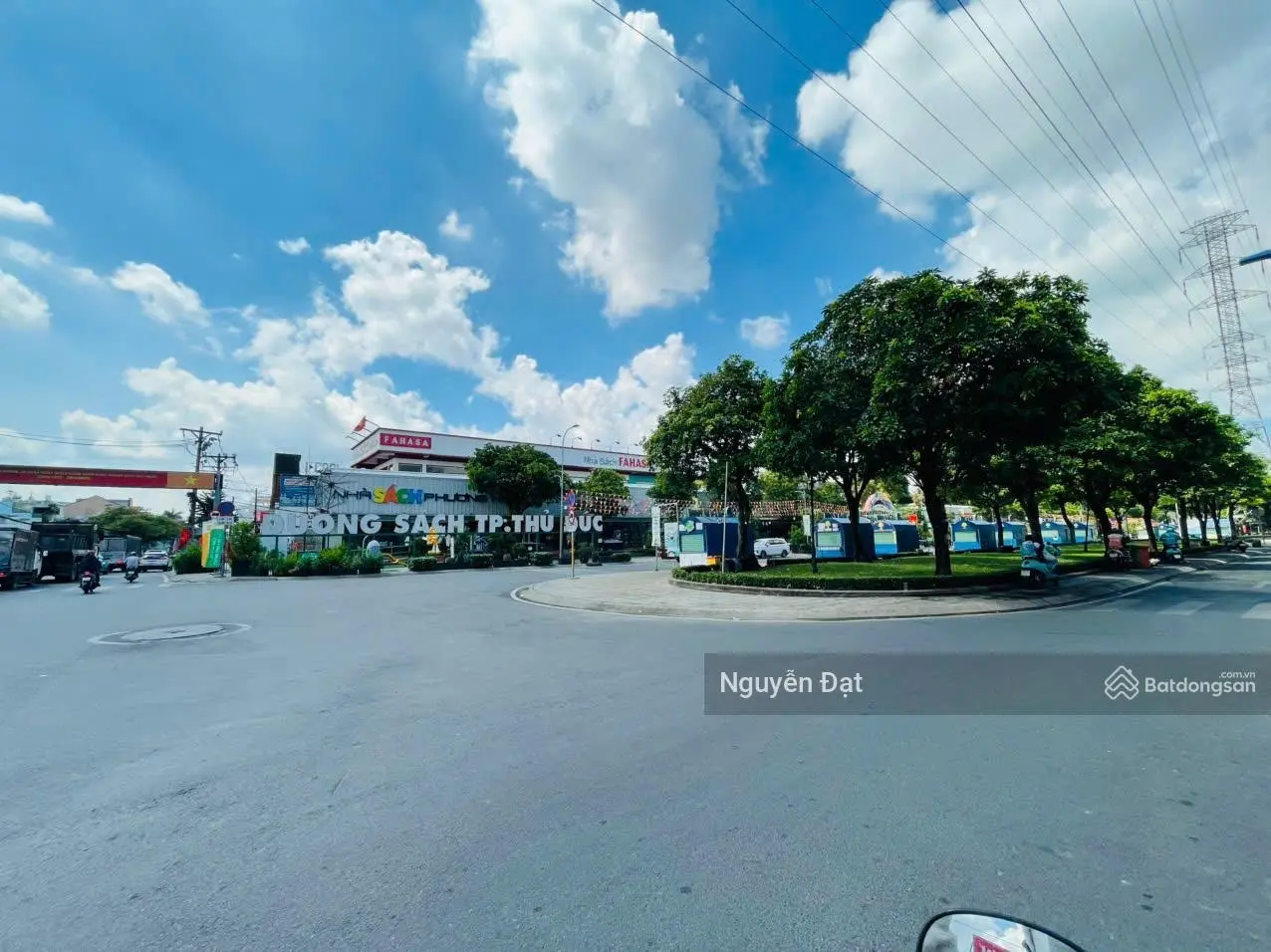 Nhà 4 tầng MT đường 447-Lê Văn Việt, KDC văn minh dân trí, thích hợp ở hoặc kinh doanh