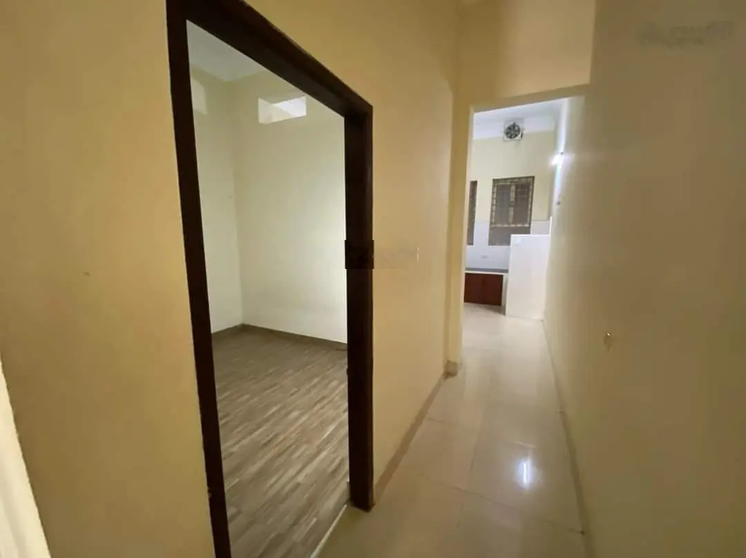 Bán nhà mặt phố Nguyễn Gia Thiều, Suối Hoa, giá 16,5 tỷ